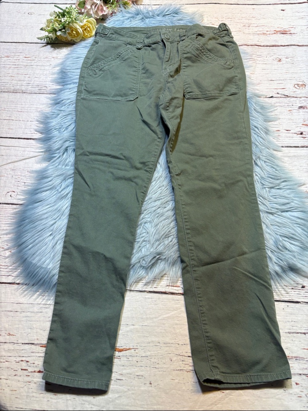 American Eagle Outfitters Olive Green Stretch Utility Pants sz 12 SHORT